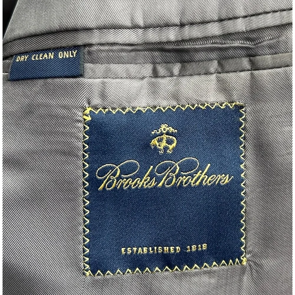 Brooks‎ Brothers Blazer Mens 42R Gray Wool Herringbone Made in Italy Fall/Winter